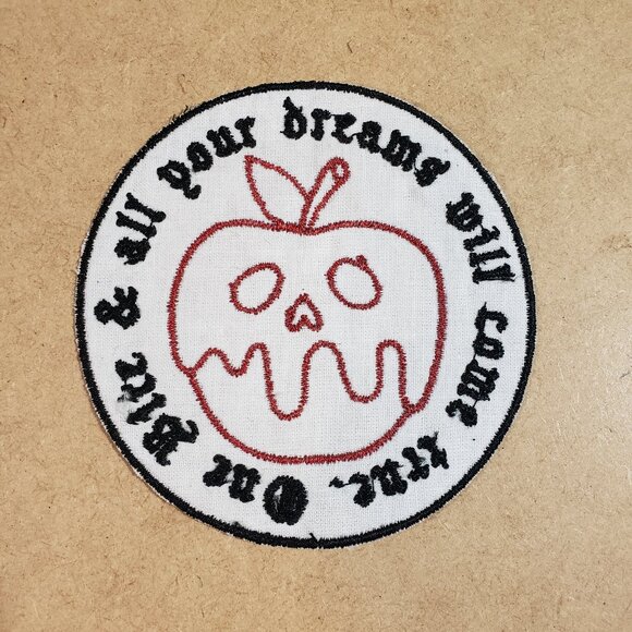 Snow White | Poison Apple Quote Iron-On Patch (2/$12 or 5/$22) - Picture 1 of 1